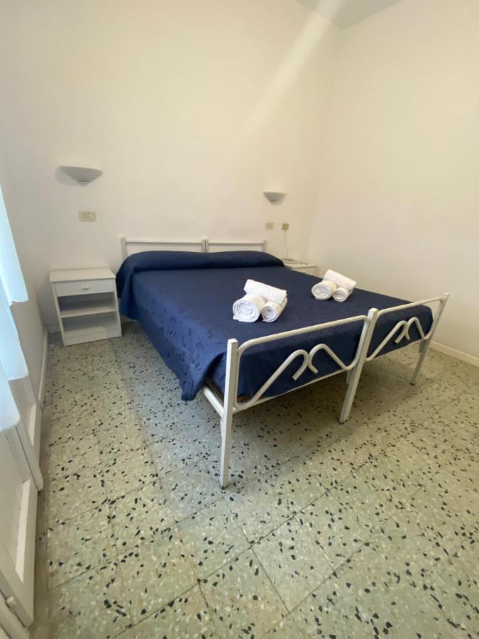 Hotel Lucciola Cattolica Exterior foto